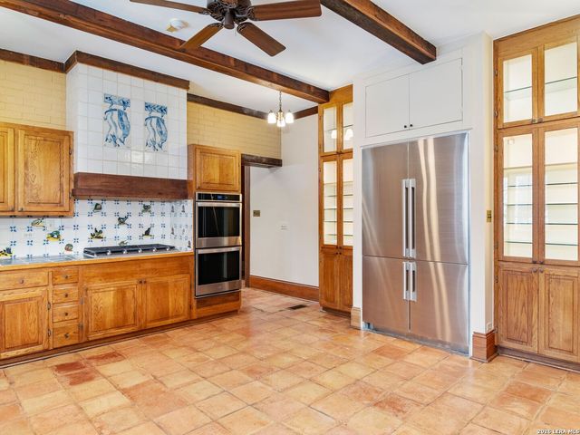 231 WASHINGTON, San Antonio, TX 78204