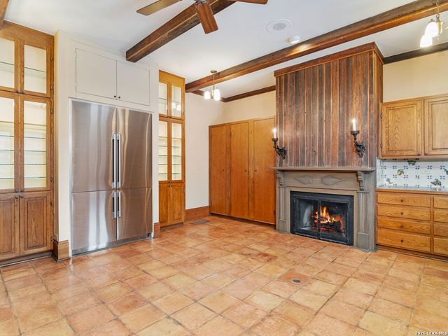 231 WASHINGTON, San Antonio, TX 78204