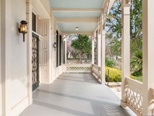 231 WASHINGTON, San Antonio, TX 78204