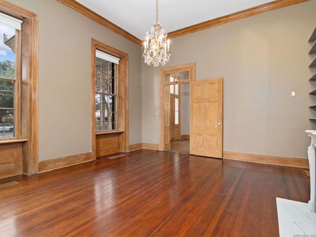 231 WASHINGTON, San Antonio, TX 78204