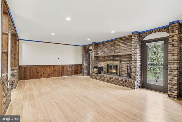 6651 DARK HOLLOW RD, Wrightsville, PA 17368