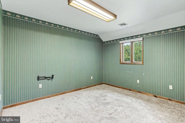 6651 DARK HOLLOW RD, Wrightsville, PA 17368