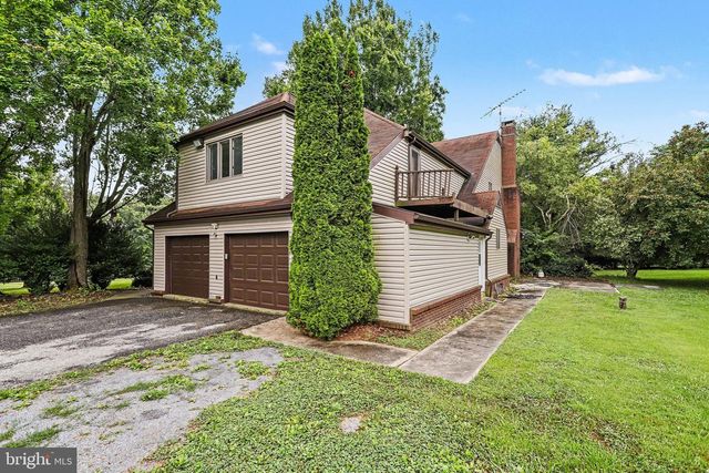 6651 DARK HOLLOW RD, Wrightsville, PA 17368