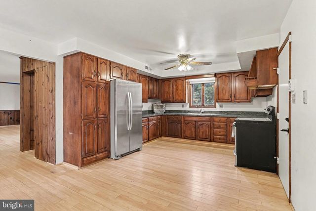 6651 DARK HOLLOW RD, Wrightsville, PA 17368