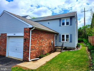 223 S 4TH STREET, Womelsdorf, PA 19567