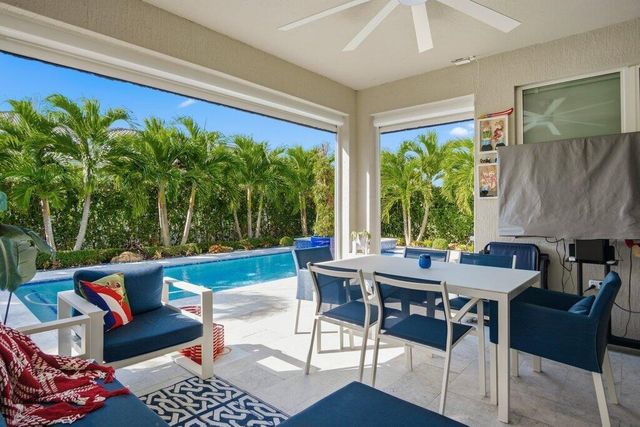 1592 BURSERA Terrace, Hollywood, FL 33021