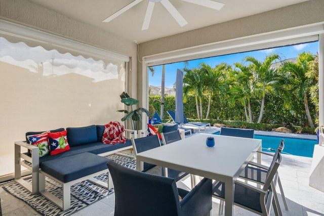 1592 BURSERA Terrace, Hollywood, FL 33021