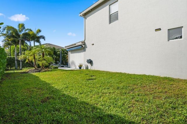 1592 BURSERA Terrace, Hollywood, FL 33021