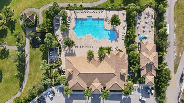1592 BURSERA Terrace, Hollywood, FL 33021