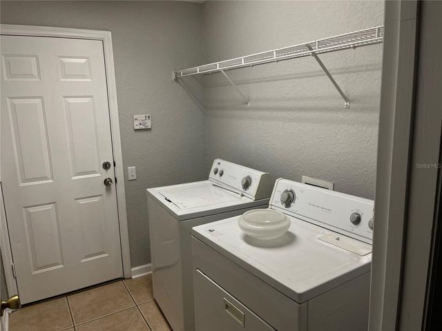 2253 MEADOW OAK CIRCLE, Kissimmee, FL 34746