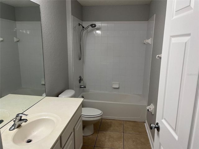 2253 MEADOW OAK CIRCLE, Kissimmee, FL 34746