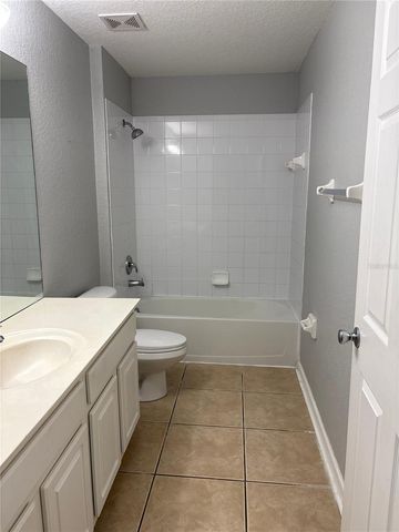 2253 MEADOW OAK CIRCLE, Kissimmee, FL 34746