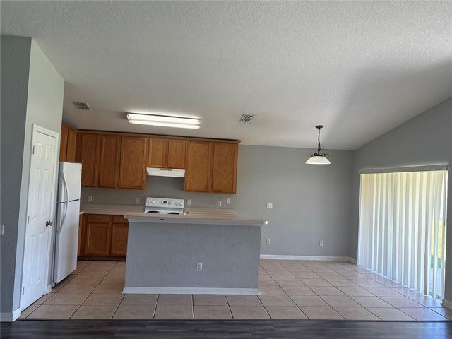 2253 MEADOW OAK CIRCLE, Kissimmee, FL 34746