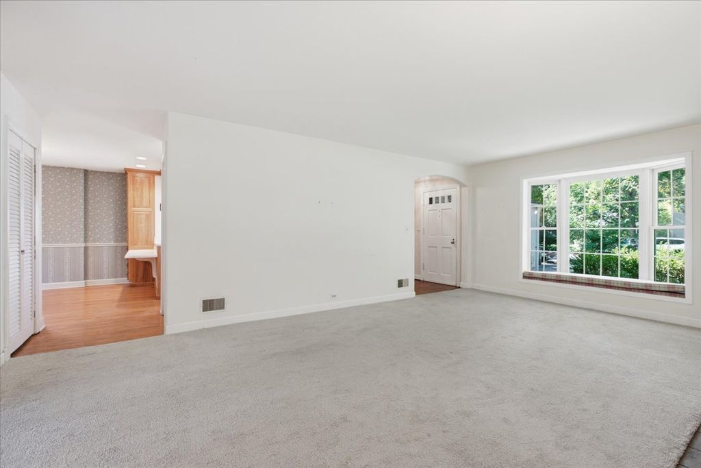 629 Juniper Road, Glenview, IL 60025 — photo 5