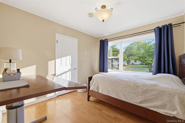 24 Lafayette Road, Tappan, NY 10983