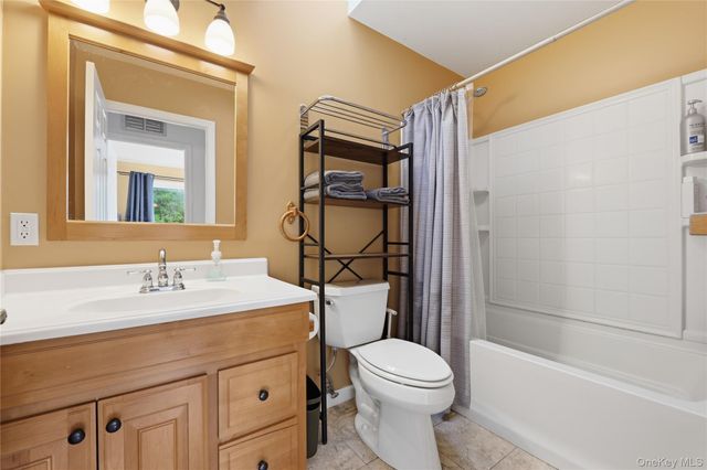 24 Lafayette Road, Tappan, NY 10983