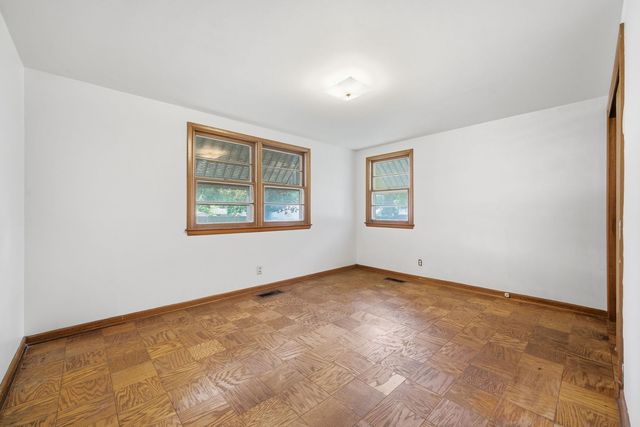 934 Pennsylvania Avenue, Aurora, IL 60506