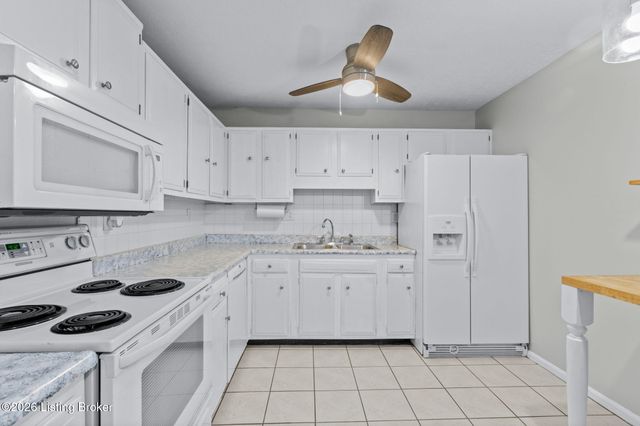 2300 Dundee Rd APT 6, Louisville, KY 40205