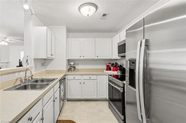 125 James Road, High Point, NC 27265