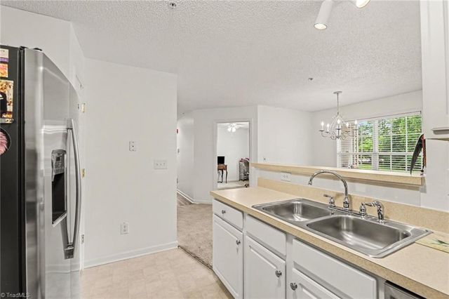 125 James Road, High Point, NC 27265
