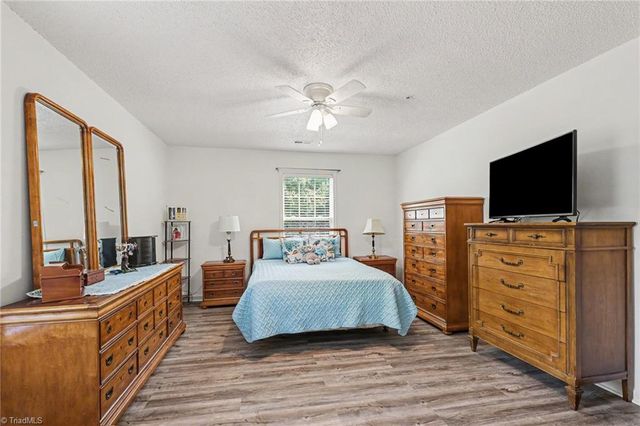 125 James Road, High Point, NC 27265