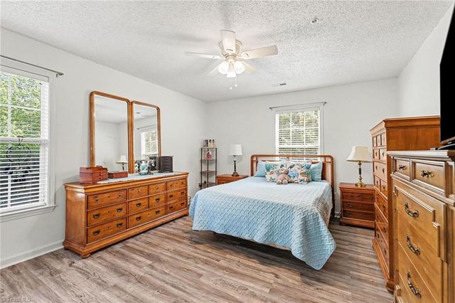 125 James Road, High Point, NC 27265