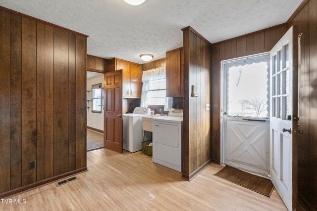 181 Walkers Ford Road, Greeneville, TN 37743