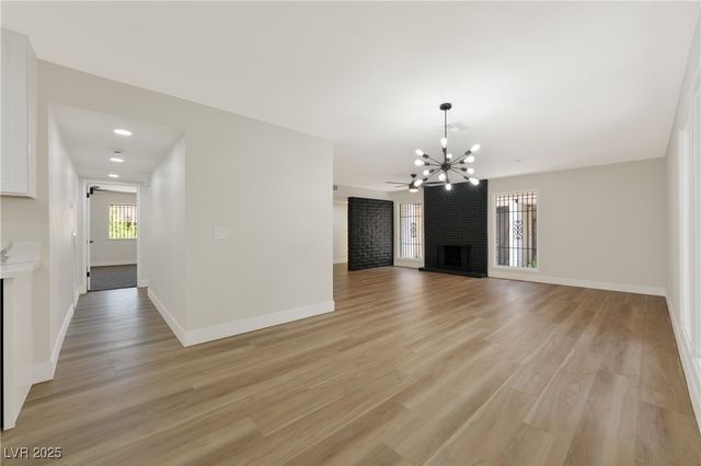 2680 Heritage Circle, Las Vegas, NV 89121