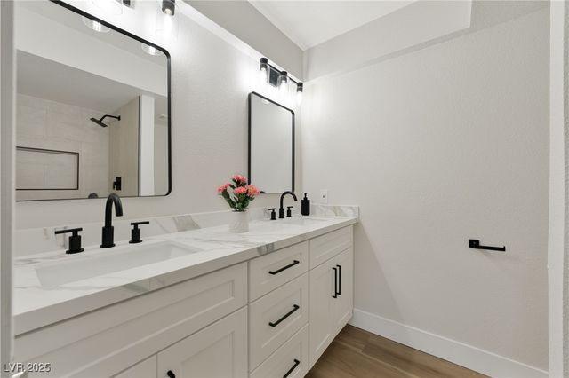 2680 Heritage Circle, Las Vegas, NV 89121