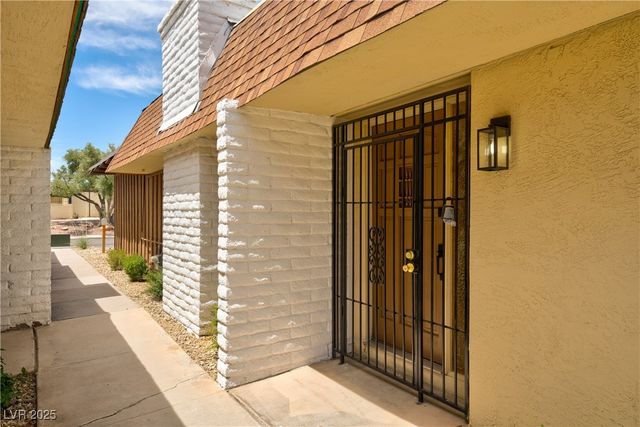 2680 Heritage Circle, Las Vegas, NV 89121