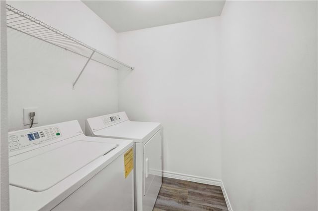 2800 Longmire Drive 28, College Station, TX 77845