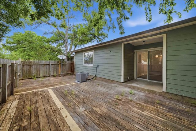 2800 Longmire Drive 28, College Station, TX 77845