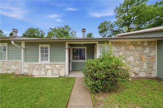2800 Longmire Drive 28, College Station, TX 77845
