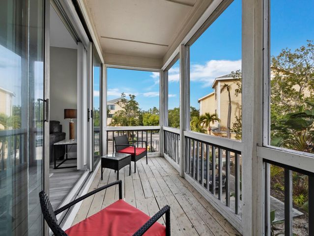 657 CEDARS COURT, Longboat Key, FL 34228