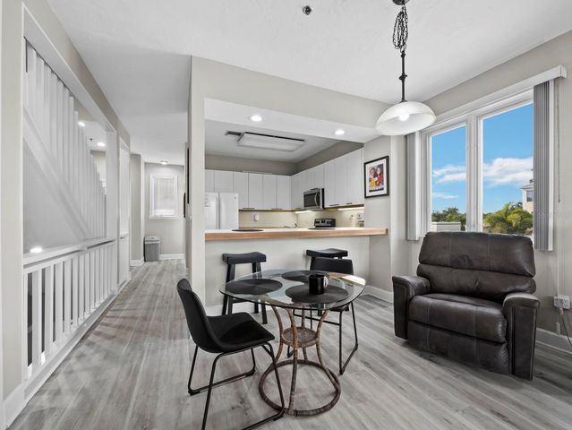 657 CEDARS COURT, Longboat Key, FL 34228