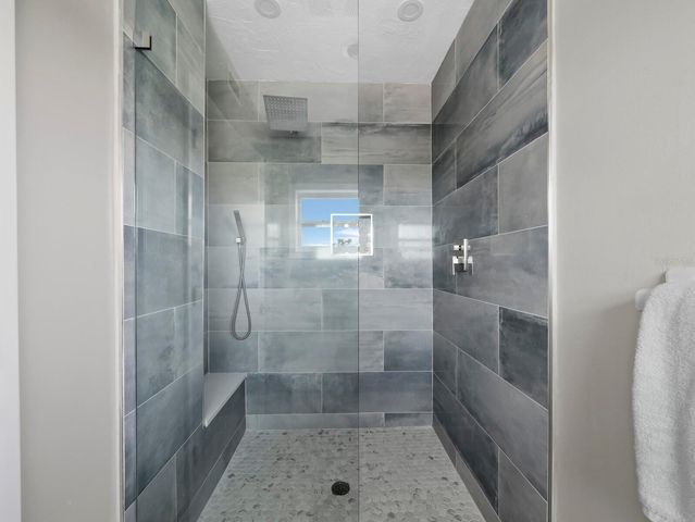 657 CEDARS COURT, Longboat Key, FL 34228