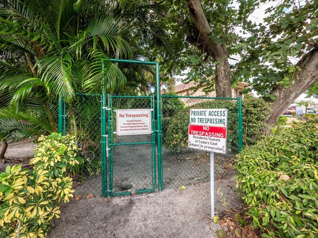 657 CEDARS COURT, Longboat Key, FL 34228