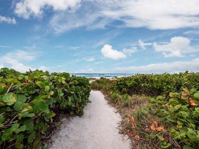 657 CEDARS COURT, Longboat Key, FL 34228