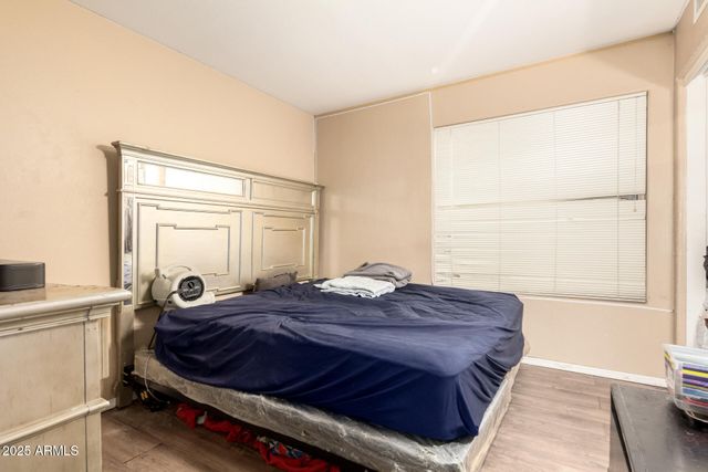 4604 E SUMMERHAVEN Drive, Phoenix, AZ 85044