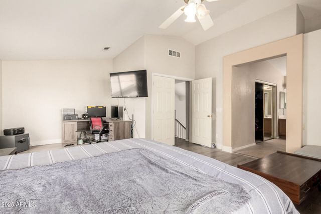 4604 E SUMMERHAVEN Drive, Phoenix, AZ 85044