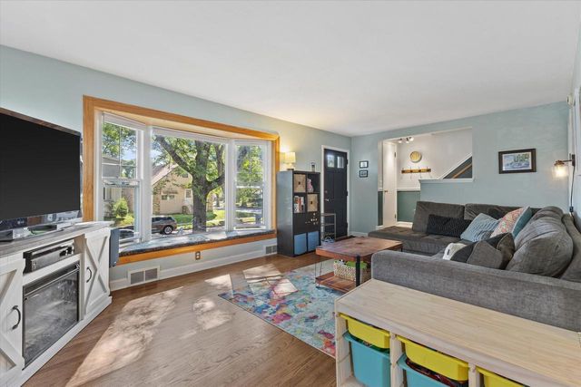 3153 S Pennsylvania AVENUE, Milwaukee, WI 53207
