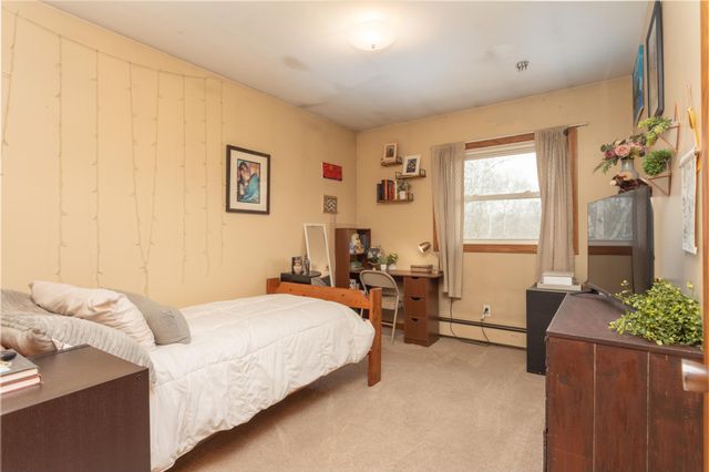 1807 N Mckay Avenue NE, Alexandria, MN 56308