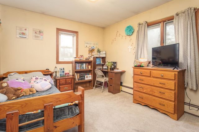 1807 N Mckay Avenue NE, Alexandria, MN 56308