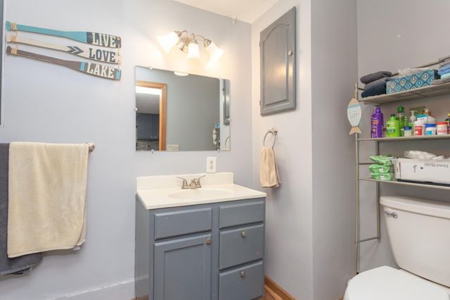 1807 N Mckay Avenue NE, Alexandria, MN 56308