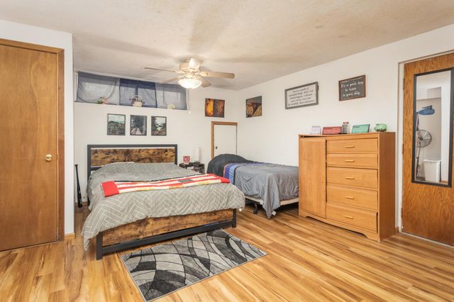 1807 N Mckay Avenue NE, Alexandria, MN 56308