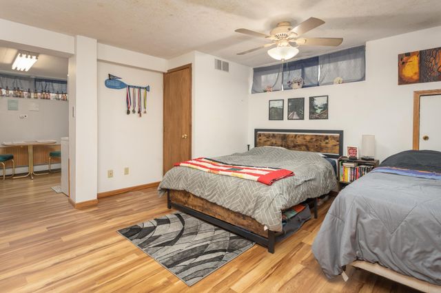 1807 N Mckay Avenue NE, Alexandria, MN 56308