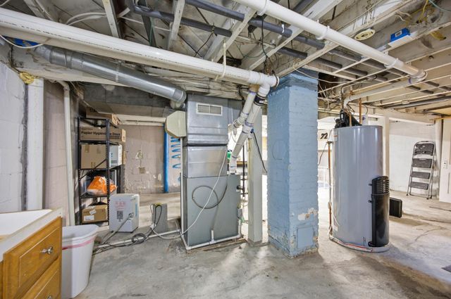 724 11th Avenue N, Fargo, ND 58102