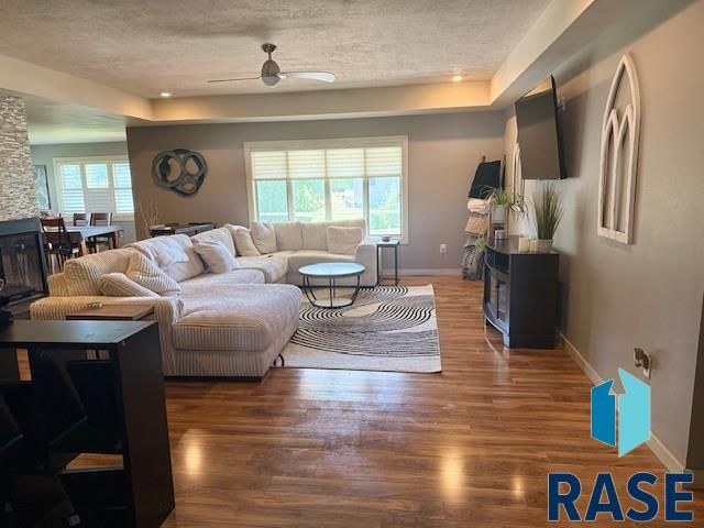 1501 Sawgrass Ave Avenue, Mitchell, SD 57301