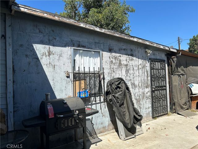 797 E Pine, Compton, CA 90221