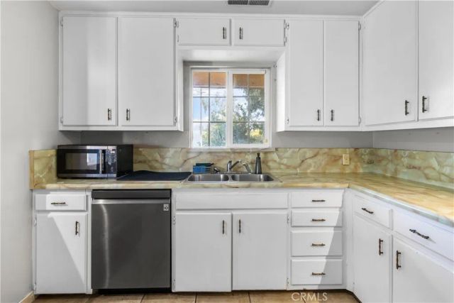 2394 Dan Ward, Merced, CA 95348